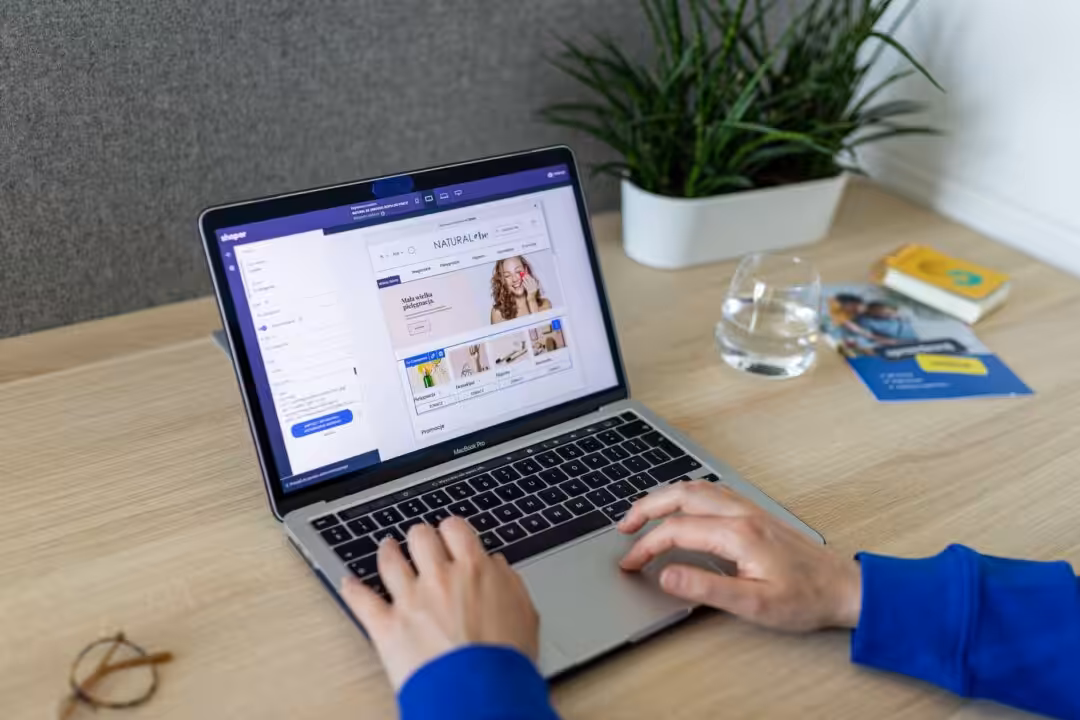 Découvrez astore, la plateforme simple pour créer et gérer votre boutique en ligne